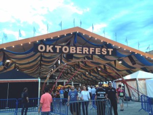 Entrada al festival de cerveza Oktoberfest.