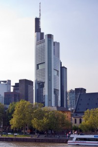 La Torre Commerzbank cuenta con 9 jardínes.