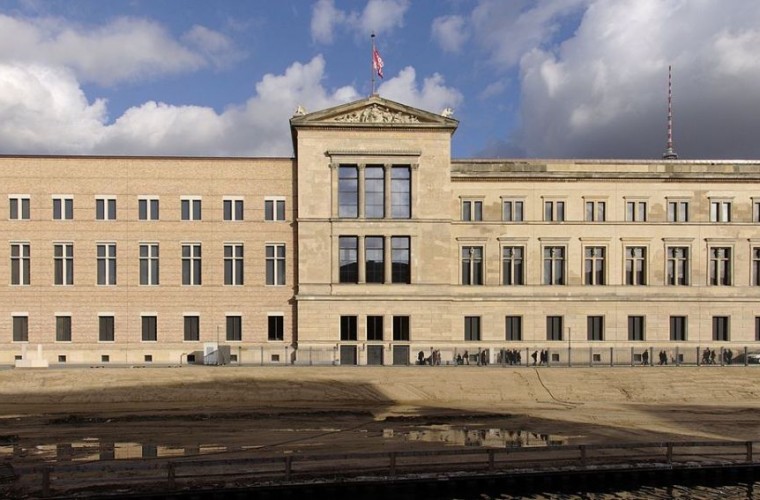 Fachada del Nuevo Museo de Berlín