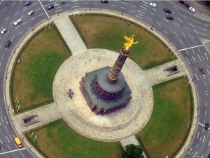 Vista aérea de la Columna de la Victoria de Berlínde la Victoria