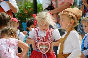 Niños en el Oktoberfest.